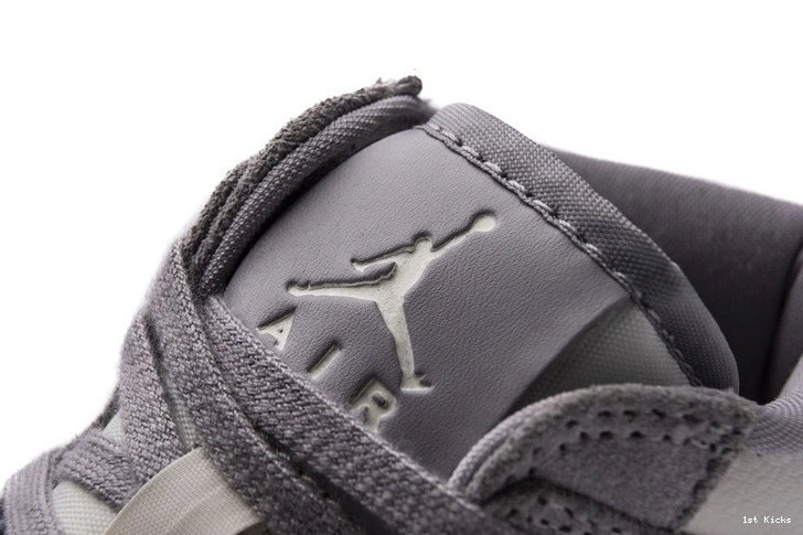 Ivory Pale  AH7389-101 (W) High air  Retro Jordan 1 0930